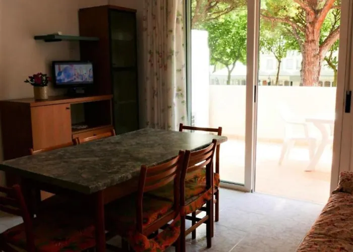 Bright Flat With Large Balcony In Lejlighed *