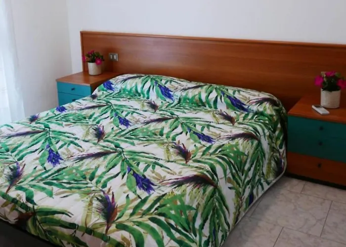 Bright Flat With Large Balcony In Appartamento